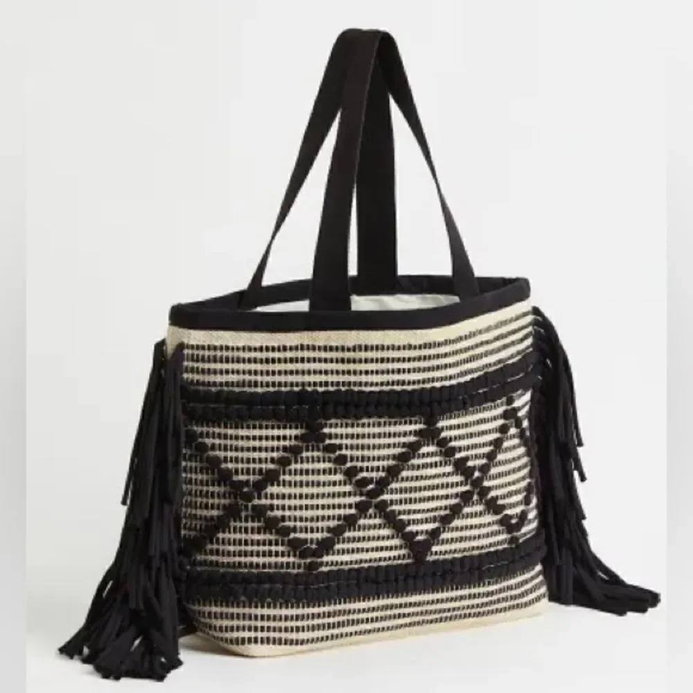 H&M Jacquard Weave Shopper